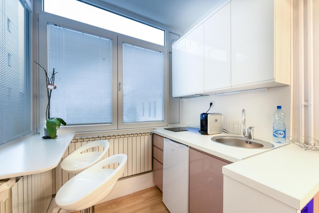 Skopje Deluxe Apartments エクステリア 写真