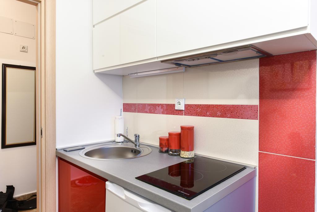 Skopje Deluxe Apartments エクステリア 写真